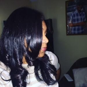 Meet your Posher, Carla